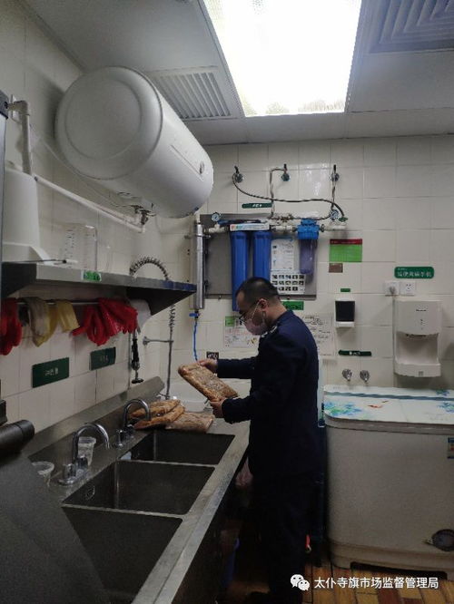 太仆寺旗市監局開展餐飲服務食品安全風險隱患拉網式大排查，筑牢群眾飲食安全防線